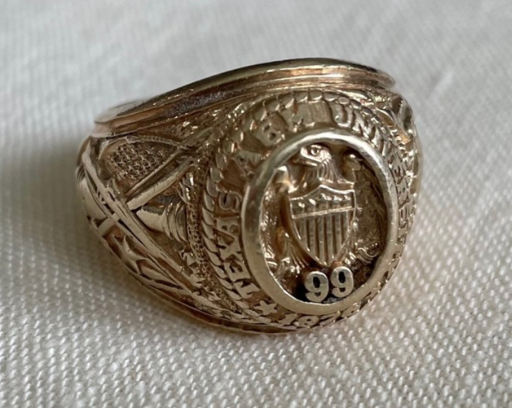Texas A&M Class of '99 Ring