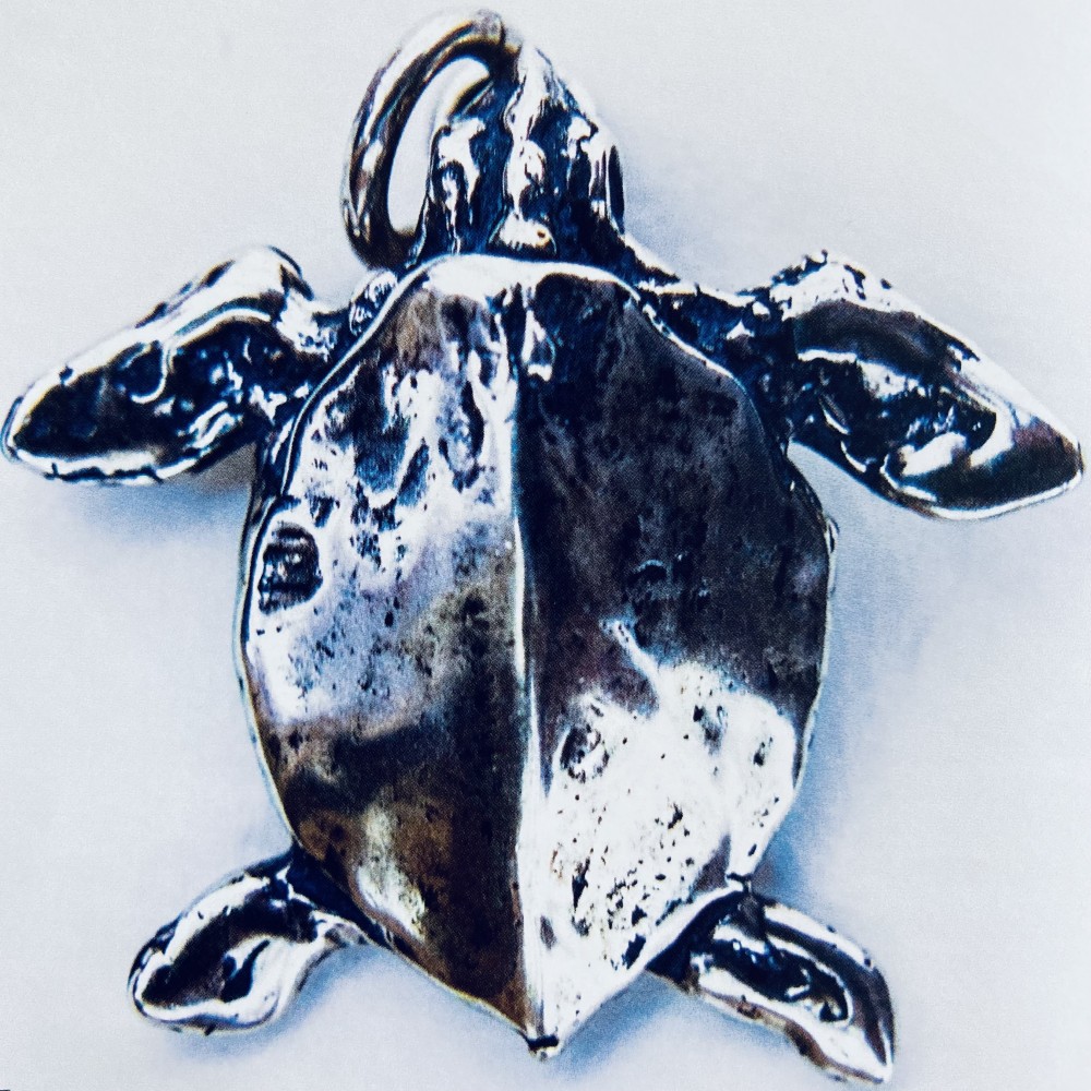 Ridley Turtle pendant, by Bob Fowler